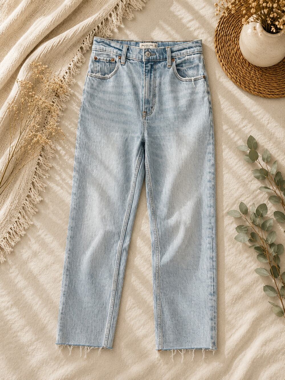 Abercrombie & Fitch Women's '90s Straight Ultra High Rise Raw Hem Jeans Blue 27